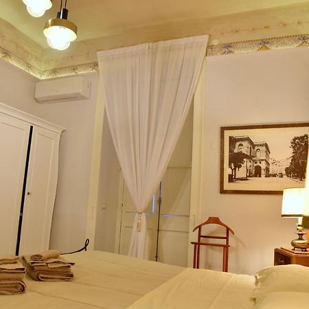 Ripa Garden Room And Suite Salerno Bagian luar foto